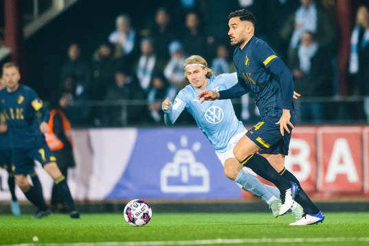 s Sotirios Papagiannopoulos och Malmö FFs Sebastian Nanasi