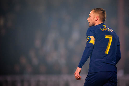 s Sebastian Larsson
