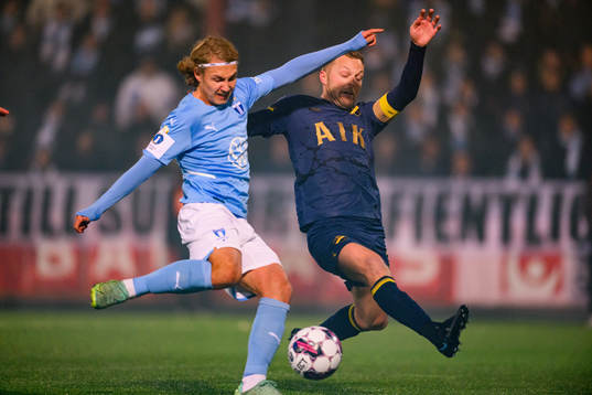 s Sebastian Larsson