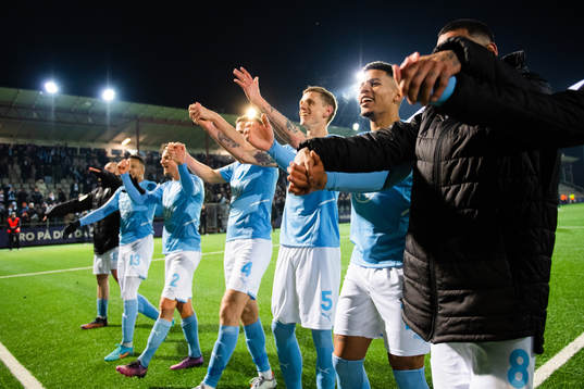 Malmö FFs spelare jublar