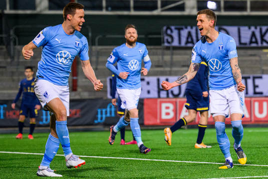 Malmö FFs Niklas Moisander jublar med Sören Rieks