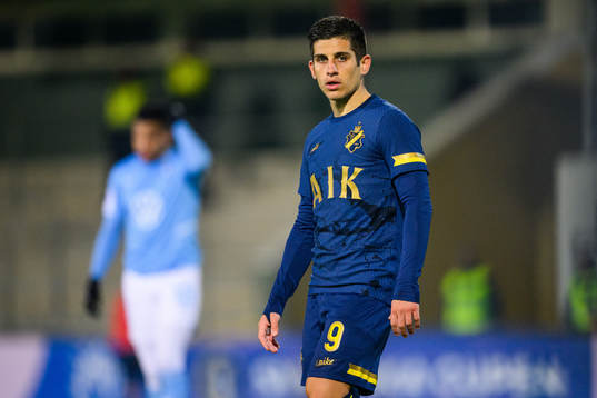 s Nicolas Stefanelli
