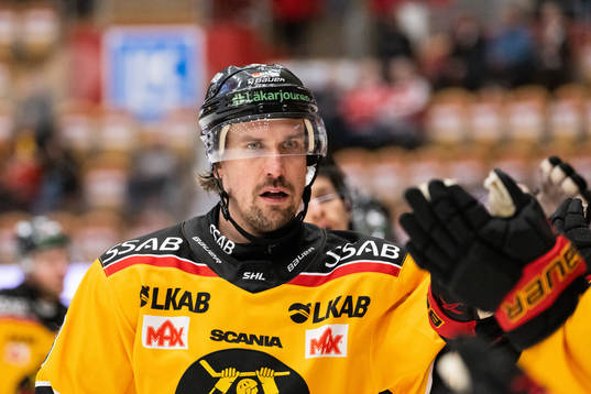 Luleås Sami Lepistö jublar