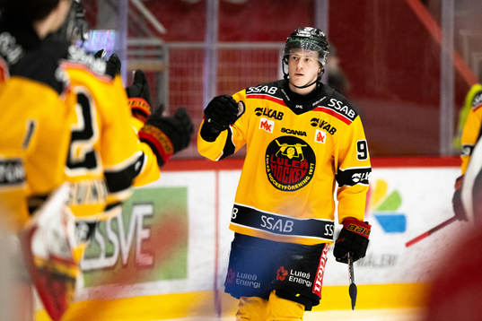 Luleås Pontus Andreasson jublar