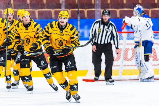 Skellefteås Jonathan Johnson jublar