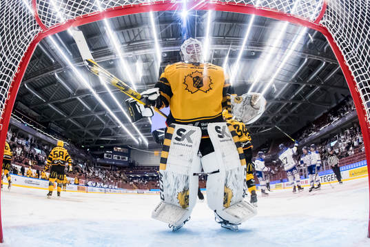 Skellefteås målvakt Gustaf Lindvall