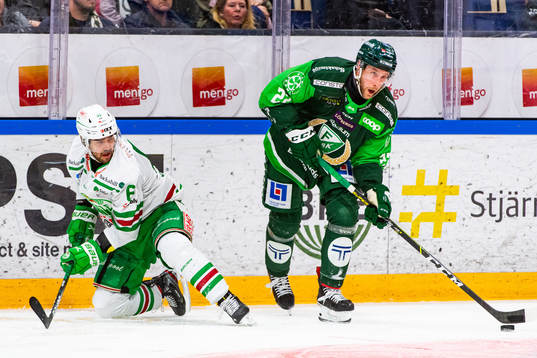Rögles Ludvig Larsson och Färjestads Per Åslund