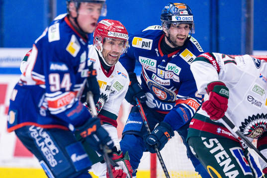 Frölundas Joel Lundqvist och Växjös Amil Krupic