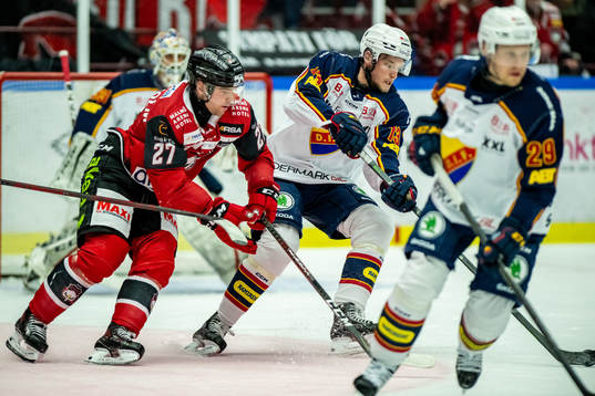 Malmö Redhawks Ponthus Westerholm  och Djurgårdens Rasmus