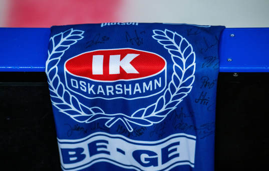 En signerad Oskarshamns tröja
