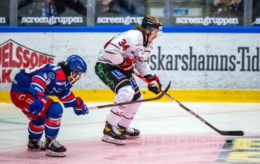 Oskarshamns Cameron Brace och Örebros Libor Sulak