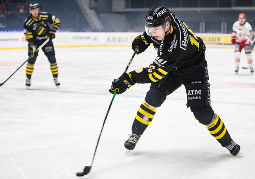 s Oliver Moberg