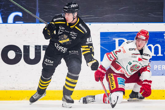 s Daniel Torgersson och Modos Filip Hasa