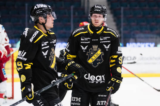 s Lucas Carlsson och Nicklas Heinerö deppar