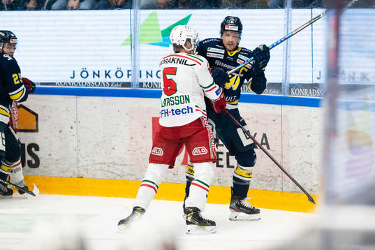 s Simon Önerud