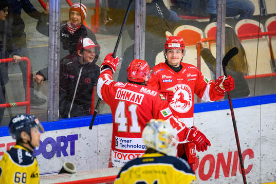 Troja/Ljungbys Victor Stjernborg jublar
