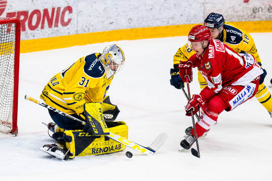Bläddra bland fler bilder av Ishockey, Hockeyallsvenskan, Troja/Ljungby - Södertälje