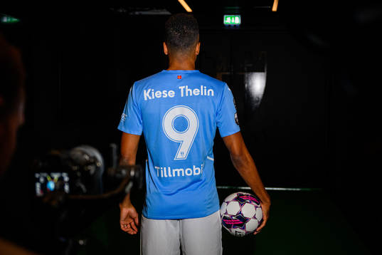 Isaac Kiese Thelin filmas
