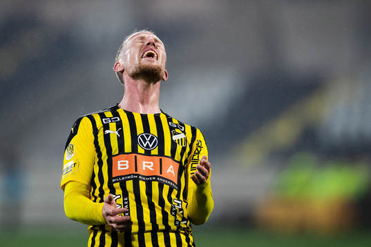 Häckens Mikkel Rygaard Jensen deppar