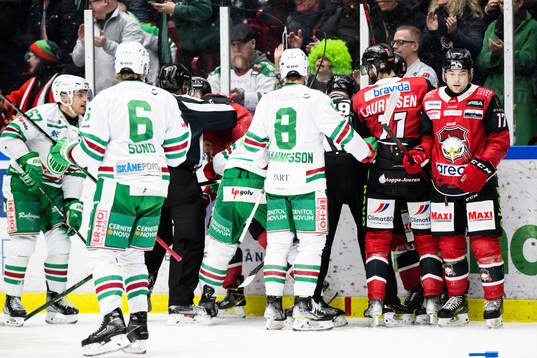 Bråk mellan Rögle och Malmö Redhawks spelare