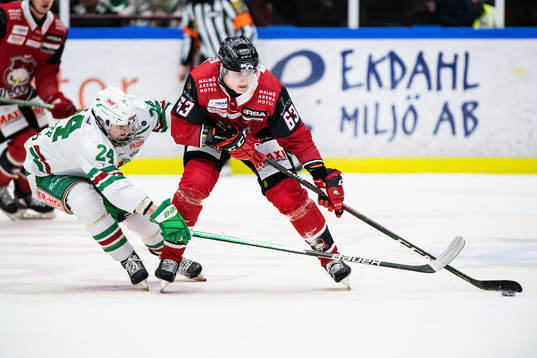 Rögles Marco Kasper och Malmö Redhawks Fredrik Händemark