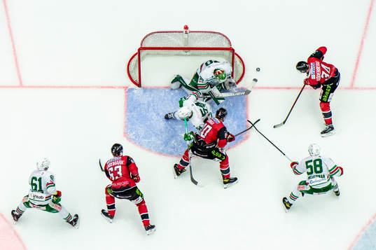 Malmö Redhawks Fredrik Händemark, Lance Bouma  och Carl