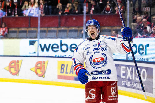 Oskarshamns Brian Cooper jublar
