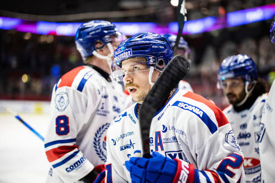 Oskarshamns Brian Cooper jublar
