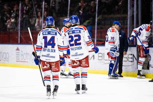 Oskarshamns Mikkel Øby-Olsen och John Dahlström deppar