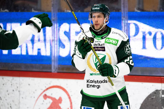Färjestads Per Åslund jublar