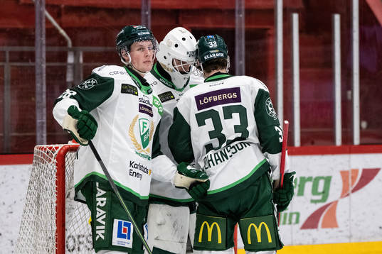 Färjestads spelare jublar