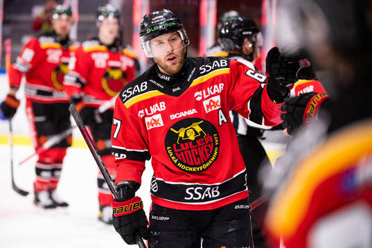 Luleås Linus Omark jublar