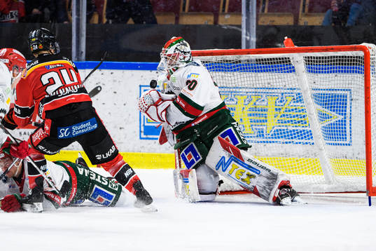 Frölundas målvakt Matthew Tomkins