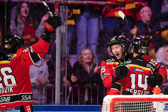 Luleås Carl Mattsson och Jonas Berglund jublar