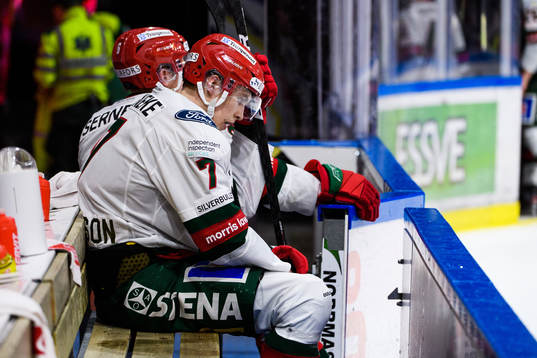 Frölundas Simon Edvinsson deppar