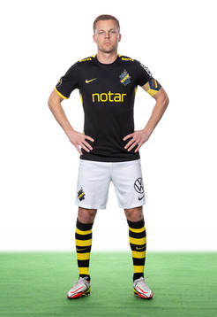 s Sebastian Larsson