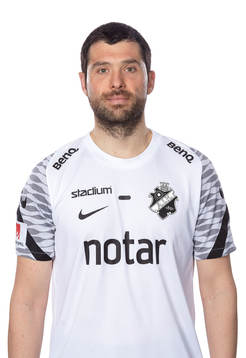 s Elliot Bastias