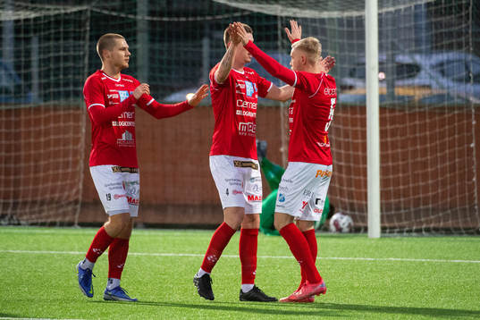 Norrbys Fredrik Lundgren jublar