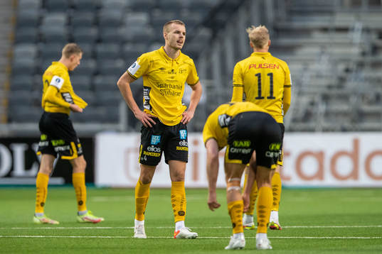 Elfsborgs Gustav Henriksson deppar med lagkamrater