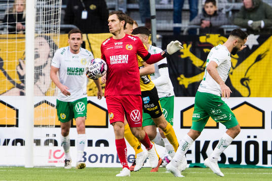 Hammarbys målvakt Davor Blazevic