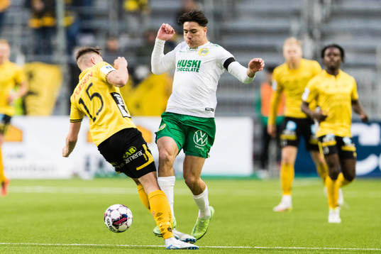 Elfsborgs Leo Väisänen och Hammarbys Jusef Erabi