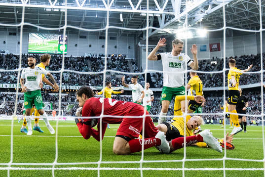 Hammarbys målvakt Davor Blazevic