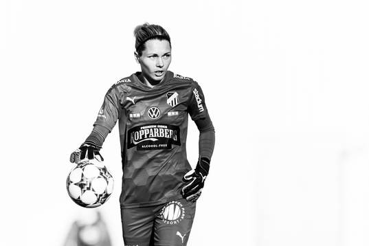 Häckens målvakt Jennifer Falk