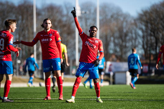 Helsingborgs Joseph Amoako jublar