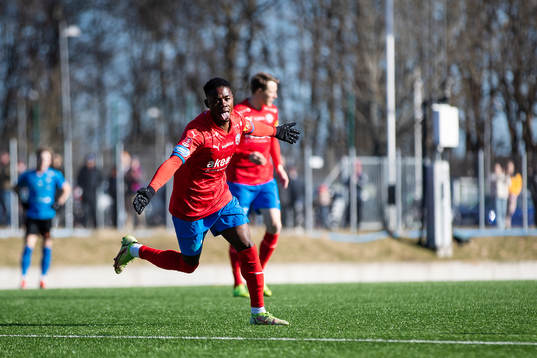 Helsingborgs Joseph Amoako jublar