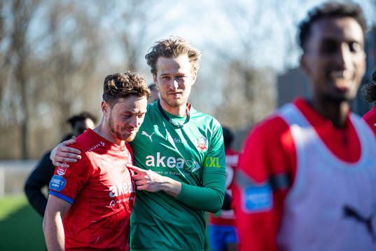 Helsingborgs Viljormur Davidsen och målvakt Anders
