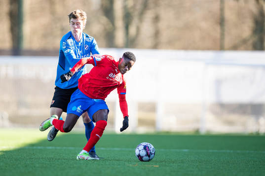 Halmstads Melvin Sjöland  och Helsingborgs Joseph Amoako