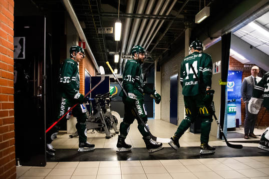 Färjestads Albert Johansson, Jesse Virtanen och Victor