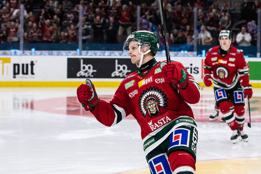 Frölundas Max Friberg jublar