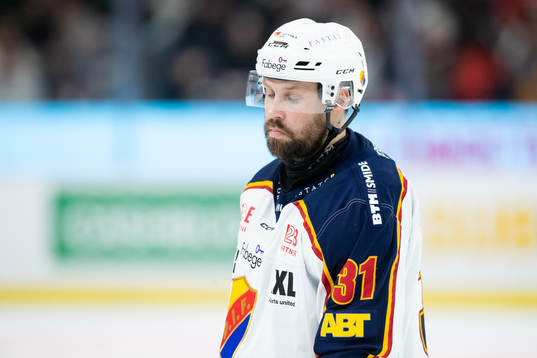 Djurgårdens Dick Axelsson deppar